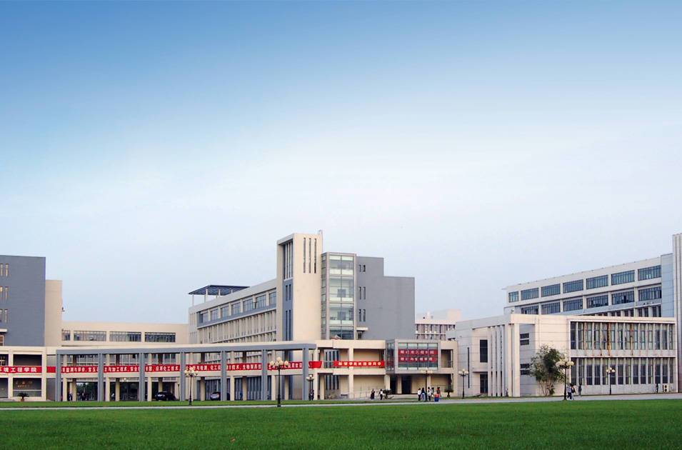 天津職業(yè)大學教學樓、圖書館